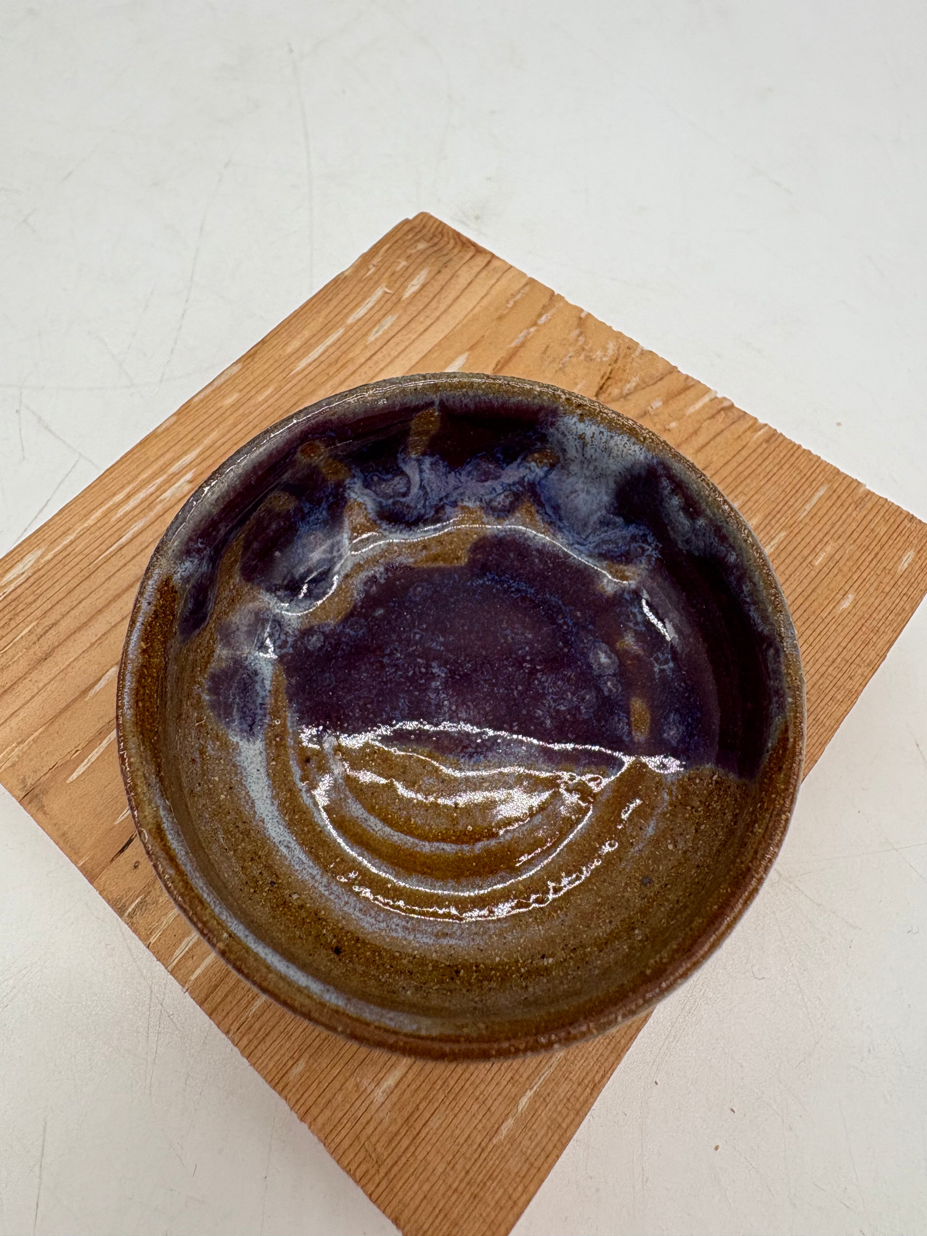 Split Color Sauce Dish