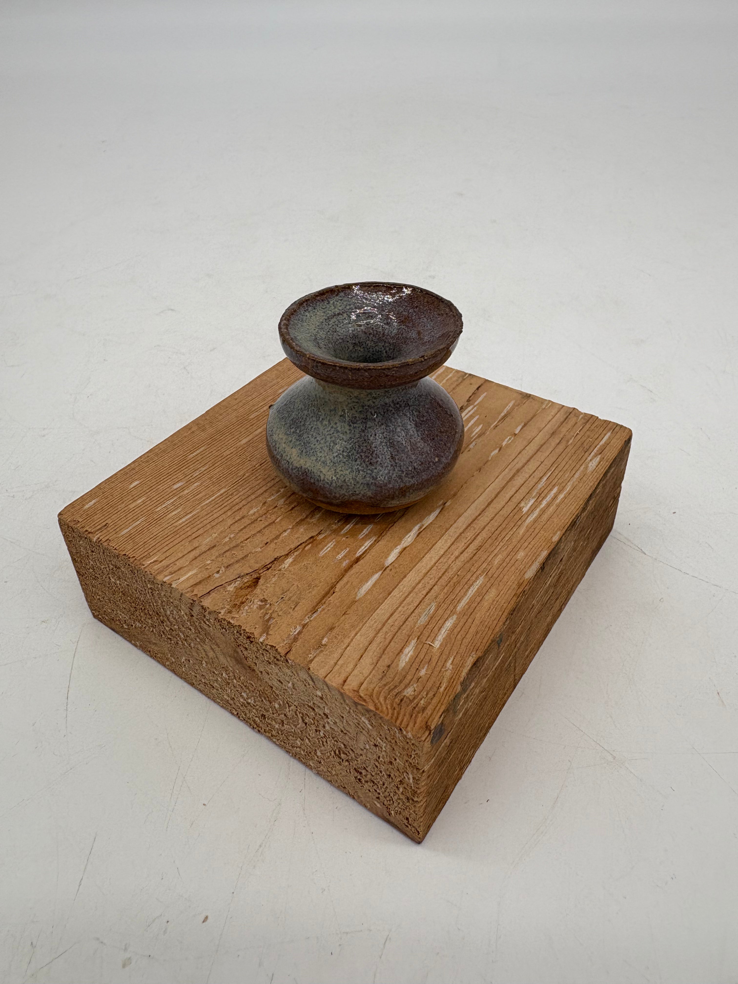 Ghostly Whisker Holder