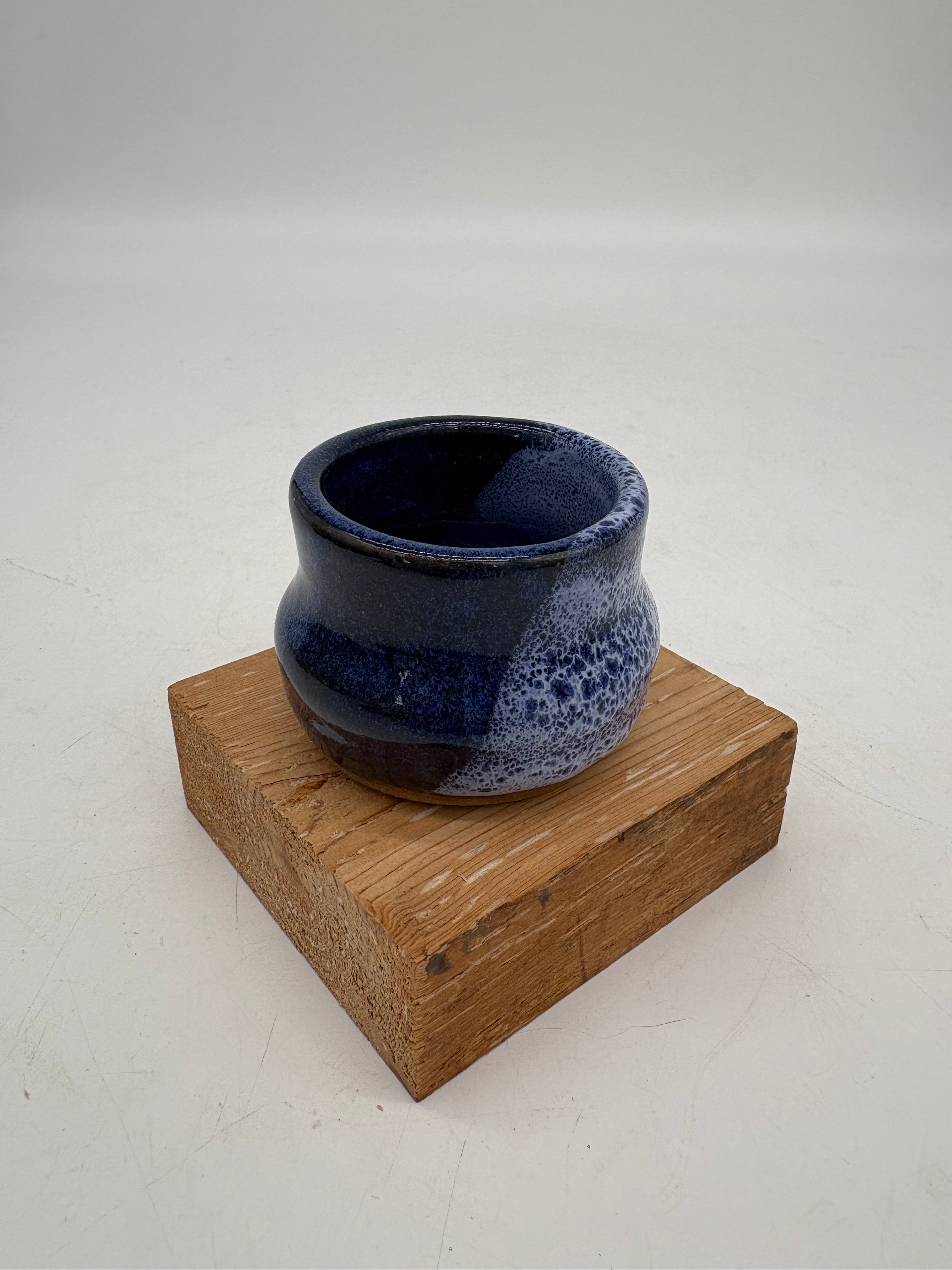 Split Royal Blue and White Speckled Small Cup