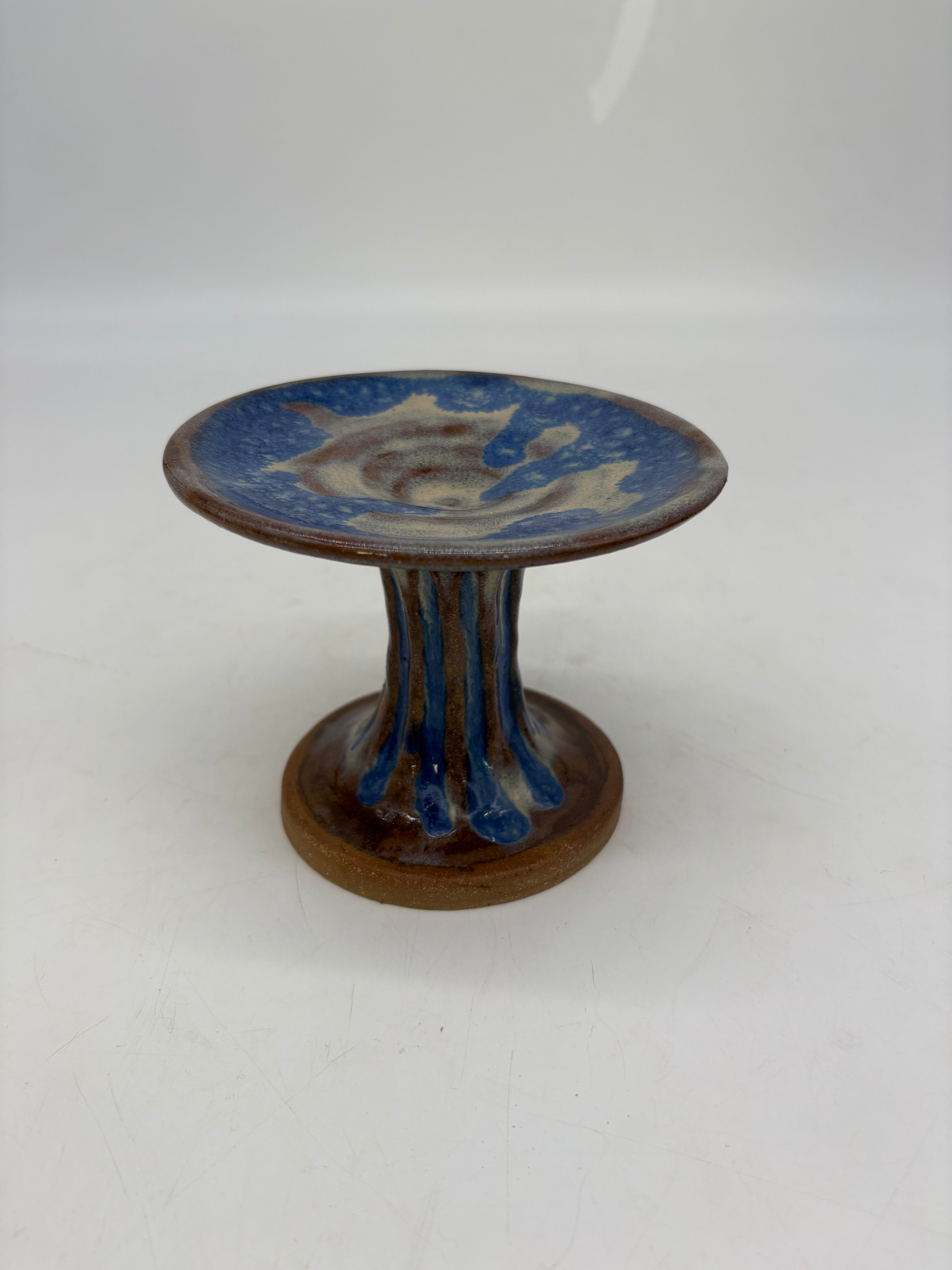 Blue and Cream Cat Food Pedestal