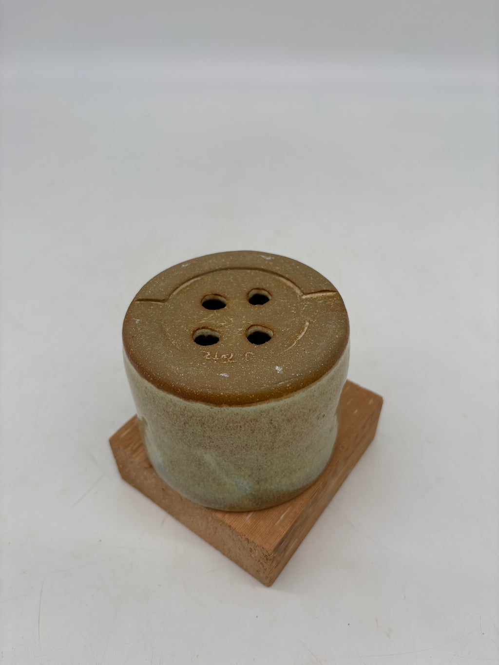 Eggshell Mini Potter #2