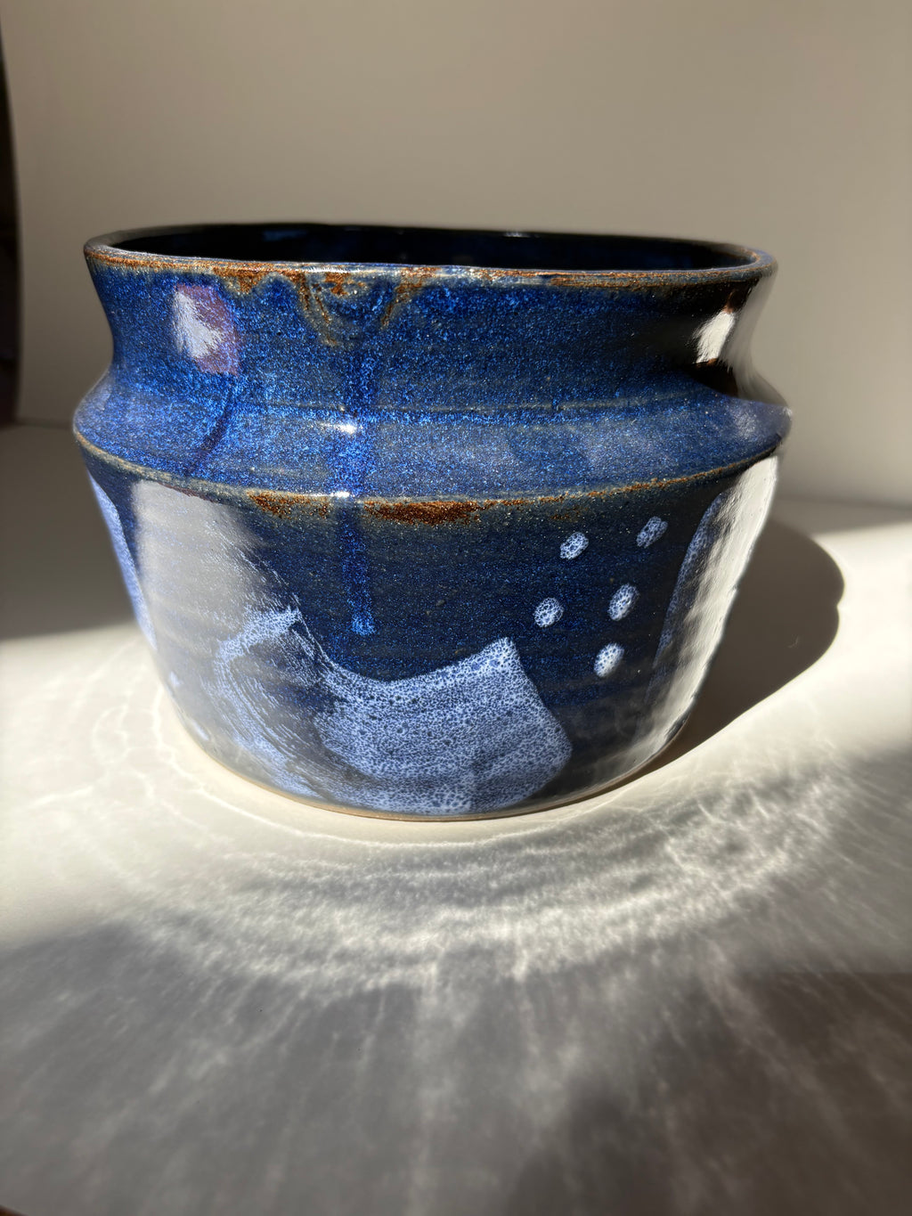 Navy with white large pot - 41