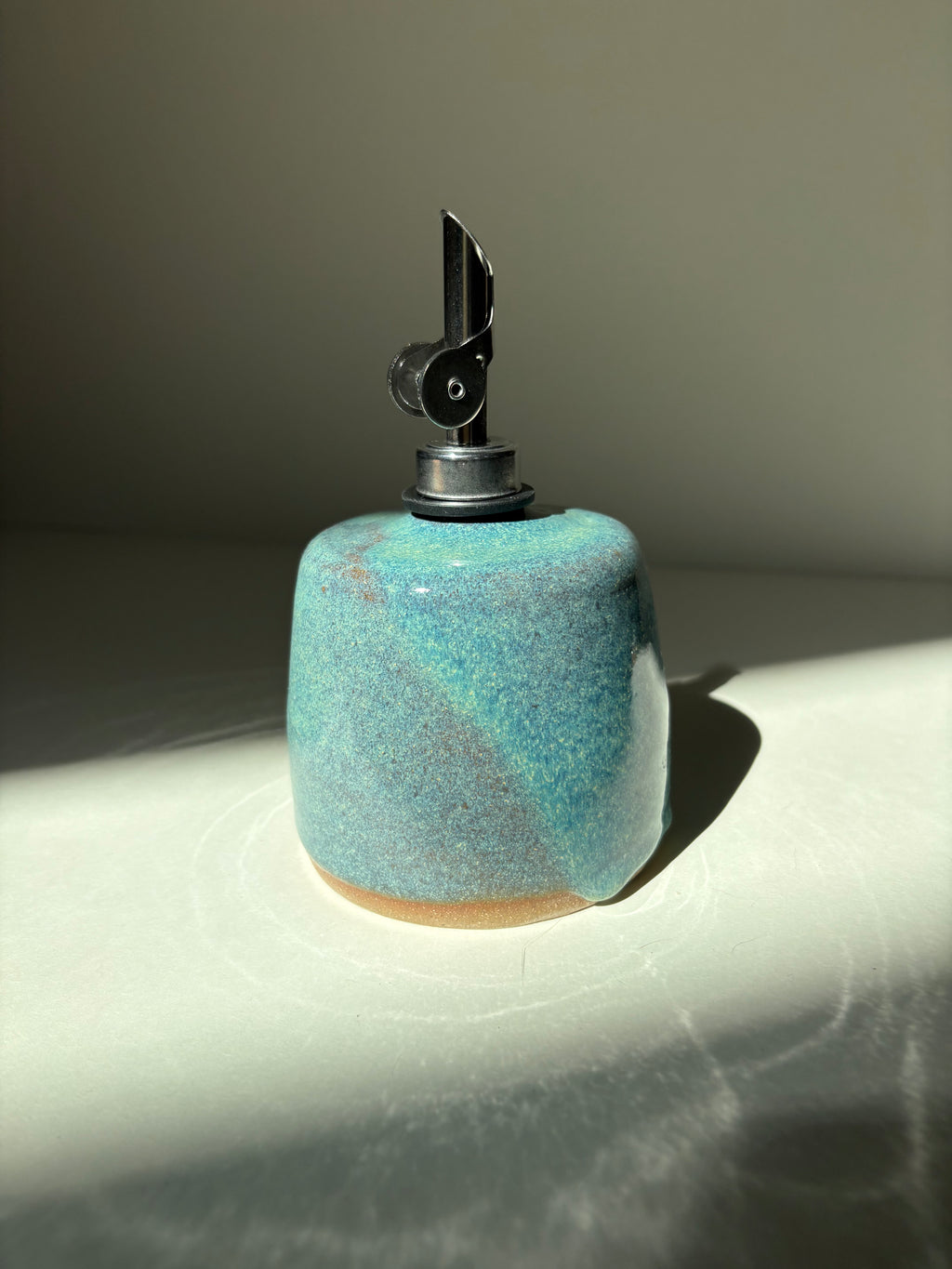 Teal oil dispenser - 23