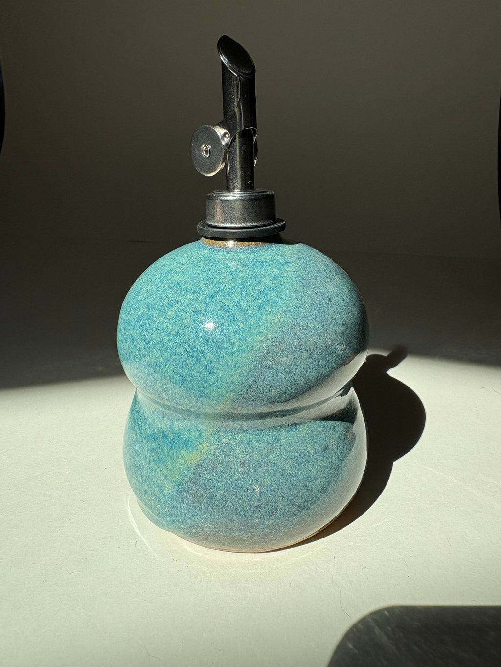 Teal bubble oil dispenser - 26