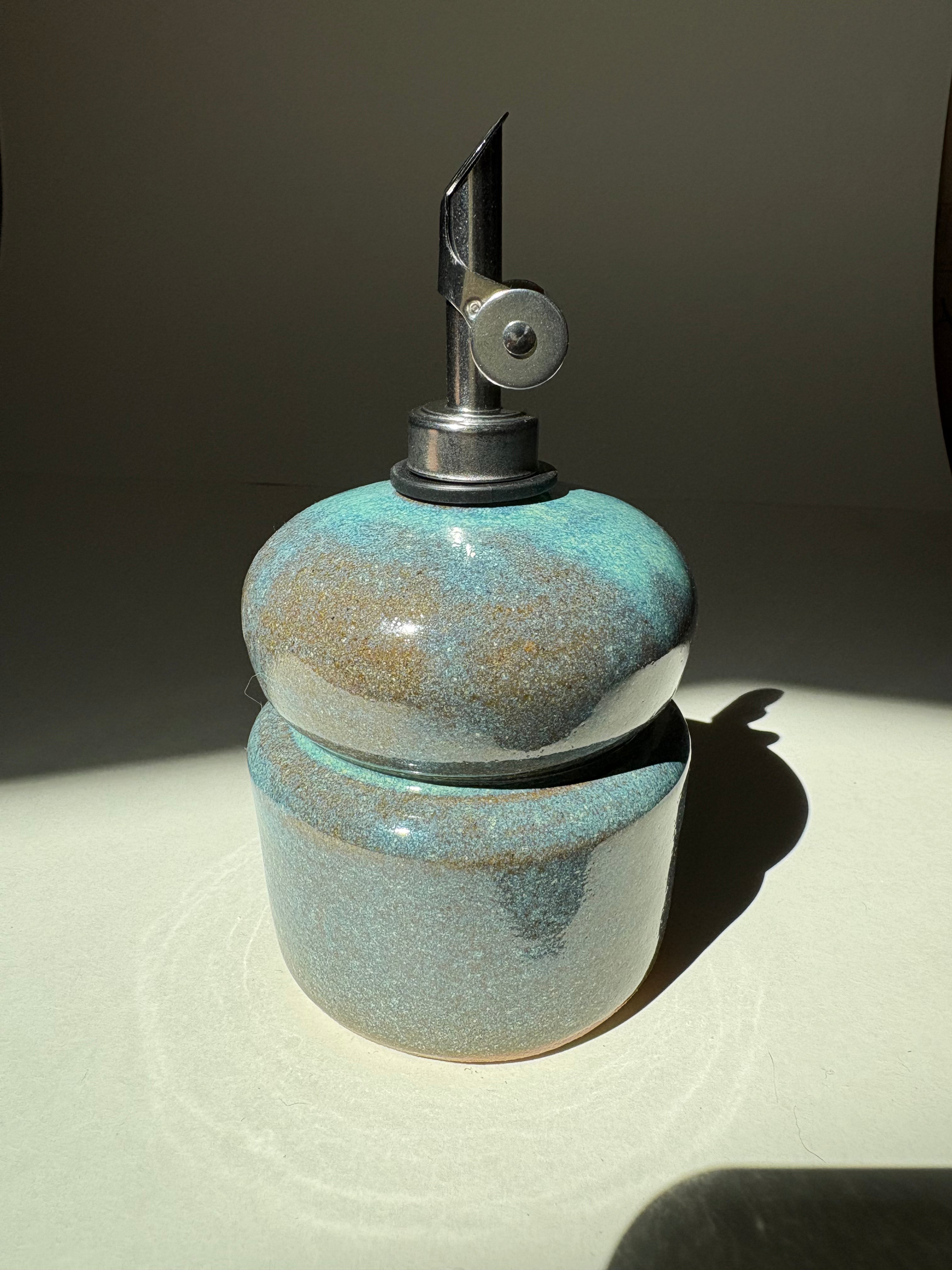 Blue Oil Dispenser - 20