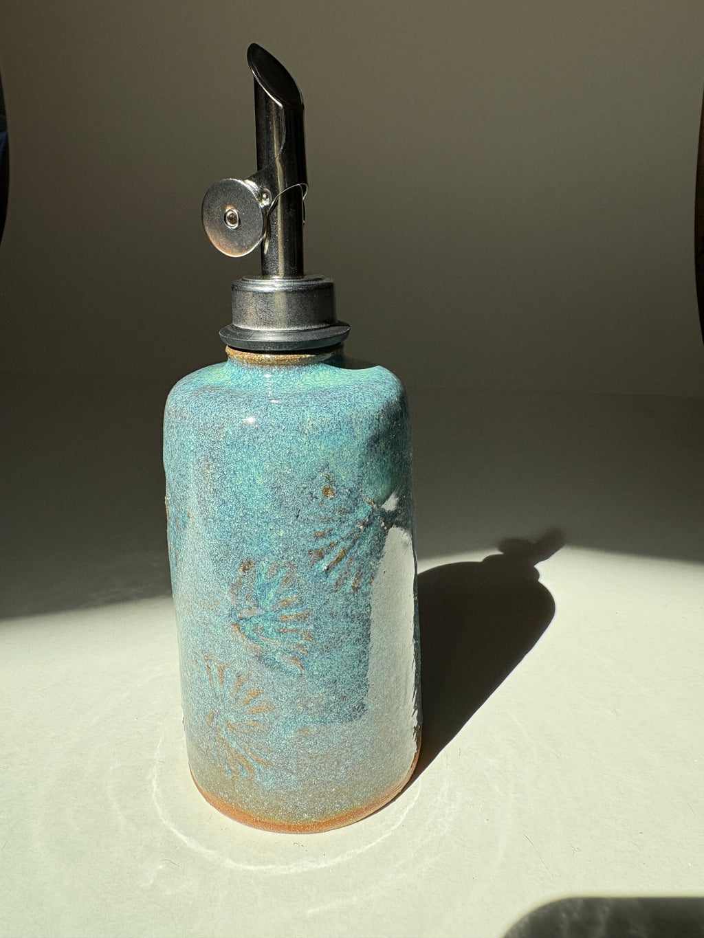 Teal oil dispenser - 31