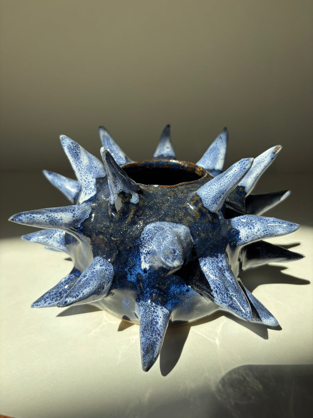 Navy and white spiky vase - 42