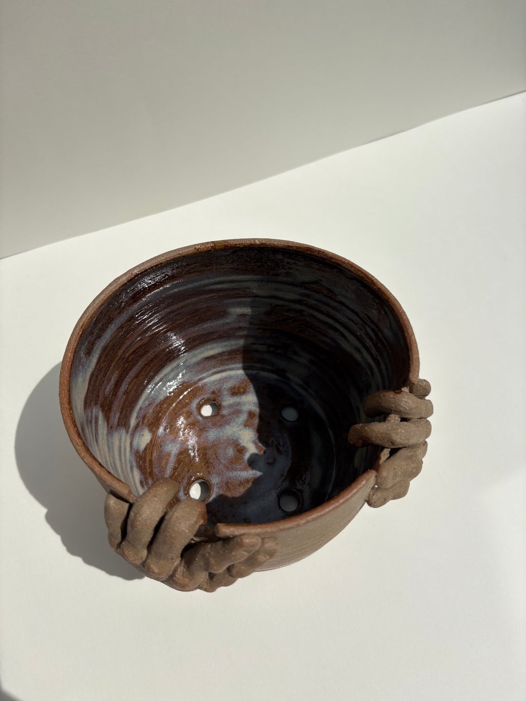 Clawing pot - 48